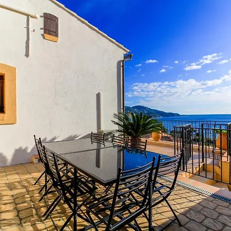 Select'so - Panorama - Services Hoteliers & Prestations De Qualite * Le Lavandou